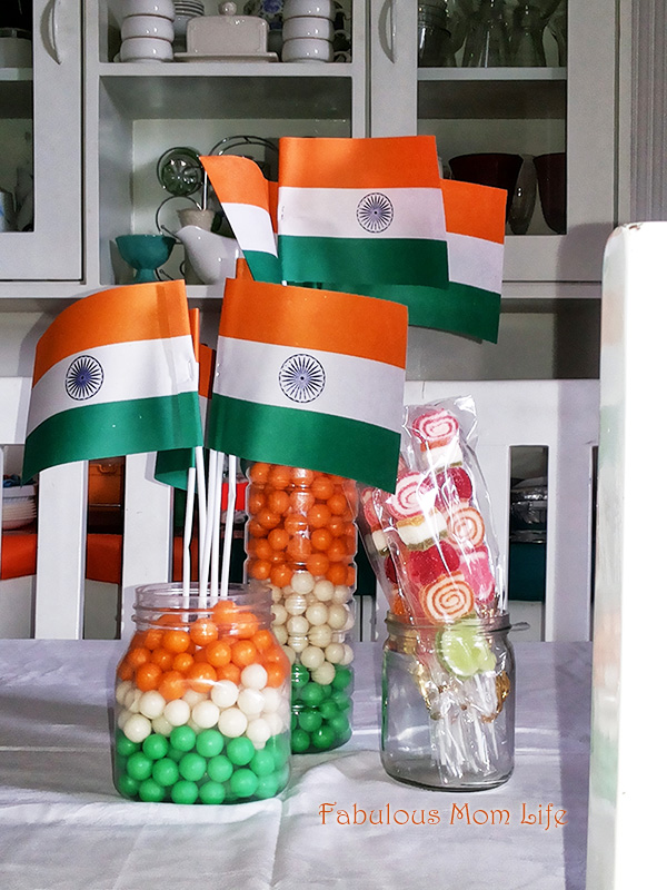 Tricolor Party Centerpiece with Flags and tricolor candies