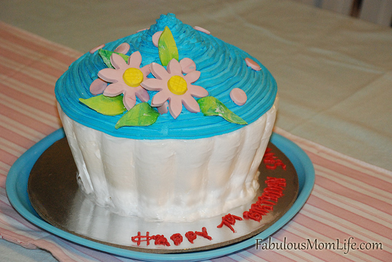 Giant cupcake shaped birthday cake