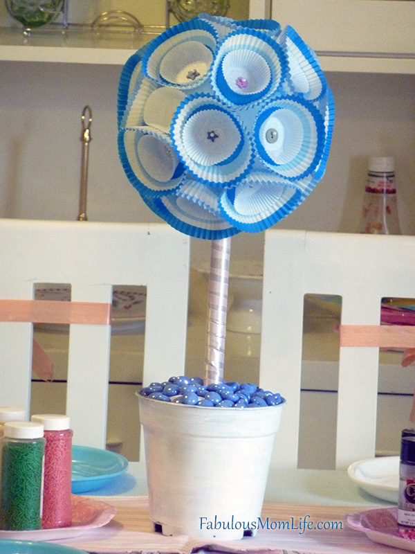 cupcake wrapper birthday-decoration centerpiece