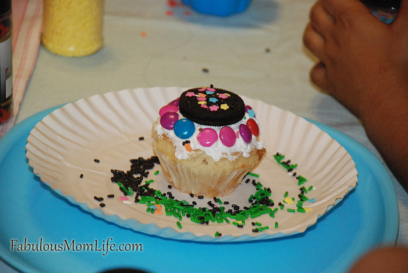 oreo cupcake decoration