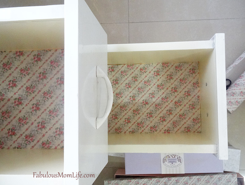 Decorating with Scented Drawer Liners