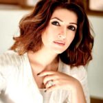 Twinkle Khanna - Bollywood Moms