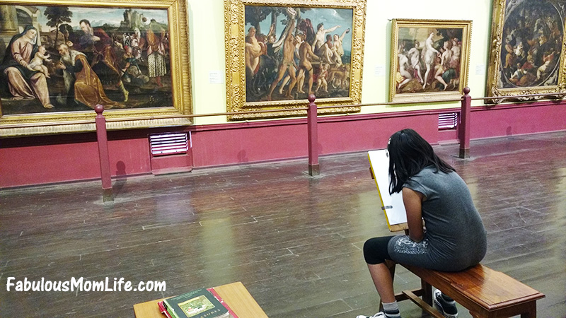 visitors sketching at mumbai museum