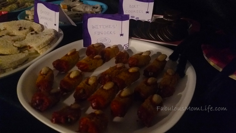 Witches' Fingers - Easy Halloween Food Ideas