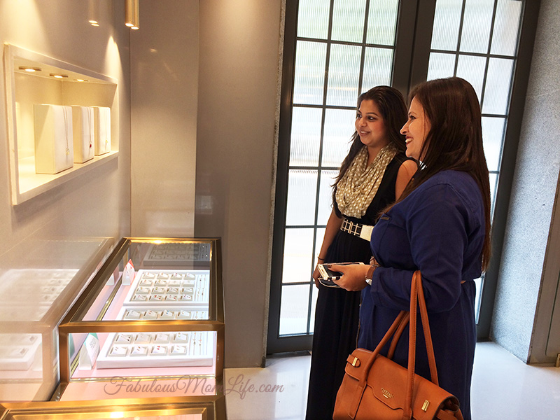 Lata and Dhriti at Gempetit Store in Mumbai