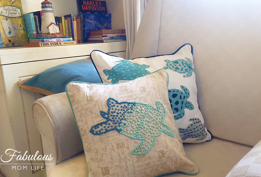 embroidered sea life cushion set