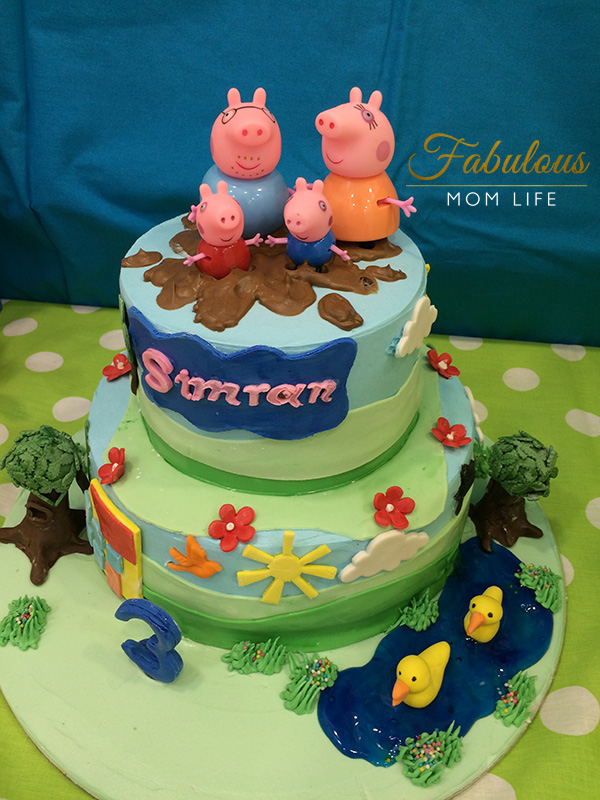 peppa pig birthday cake with muddy puddles