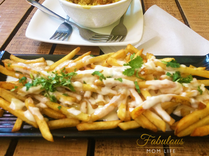 french fries with cheese sauce