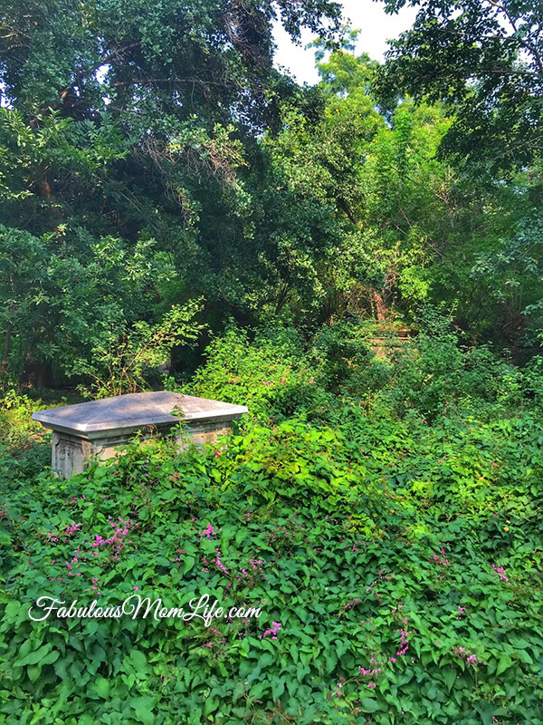 ancient british graves kamptee nagpur