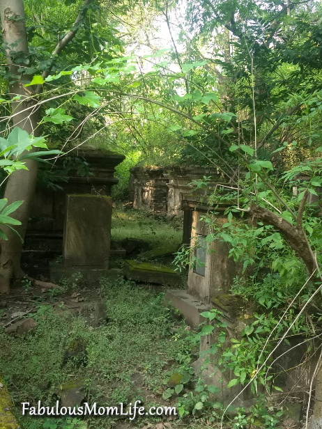 British graves from the 1800s in Nagpur, Maharashtra