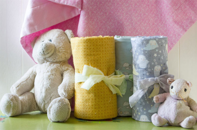 10 Gifts for New and Expected Summer Babies - Fabulous Mom Life
