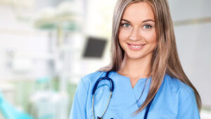 6 Reasons to Retrain and Become a Nurse