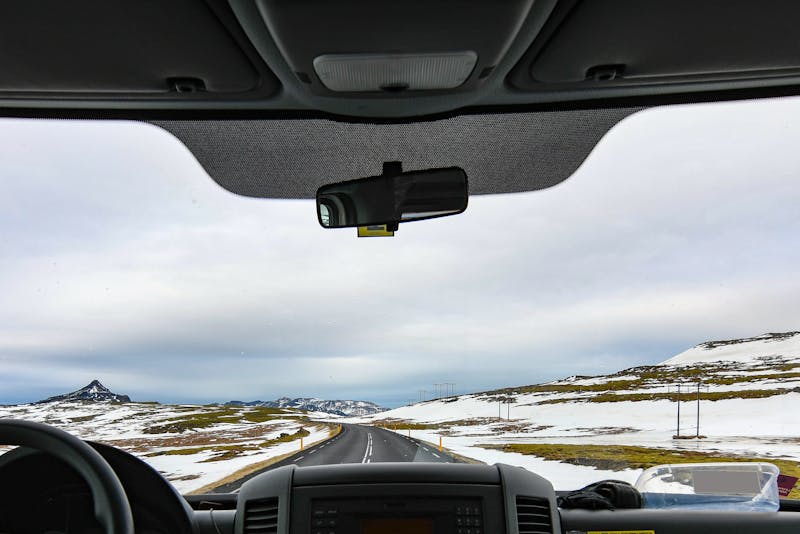 Navigating iceland's road conditions when driving