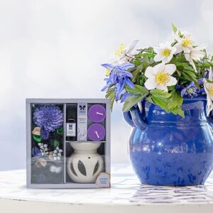 Potpourri, Scented Candles, Scent Jars, Fresh Flowers all make your home smell heavenly