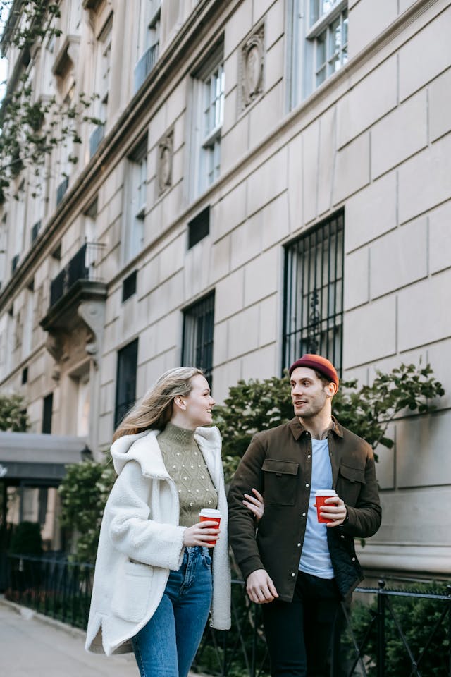 Date outfits for women in their forties