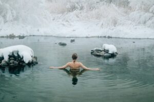 How Cold Therapy Helps Reduce Stress, Sleep Better, and Recover Faster