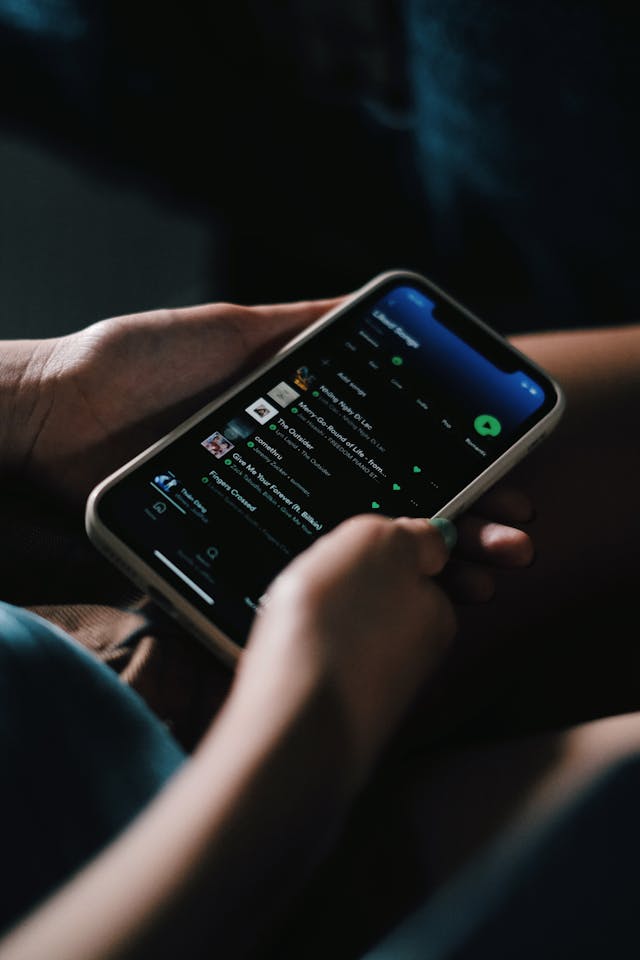 Seamless Music Transfers for Artists and Listeners