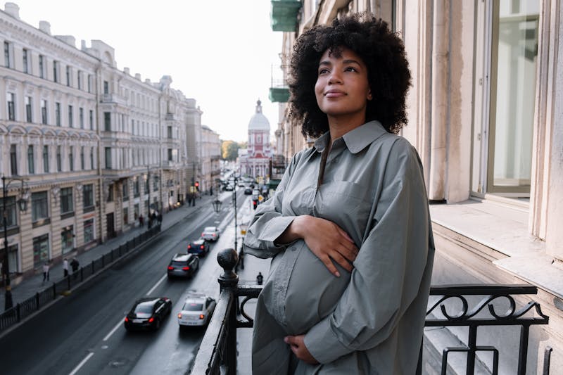 What to Consider When Moving Abroad During Pregnancy