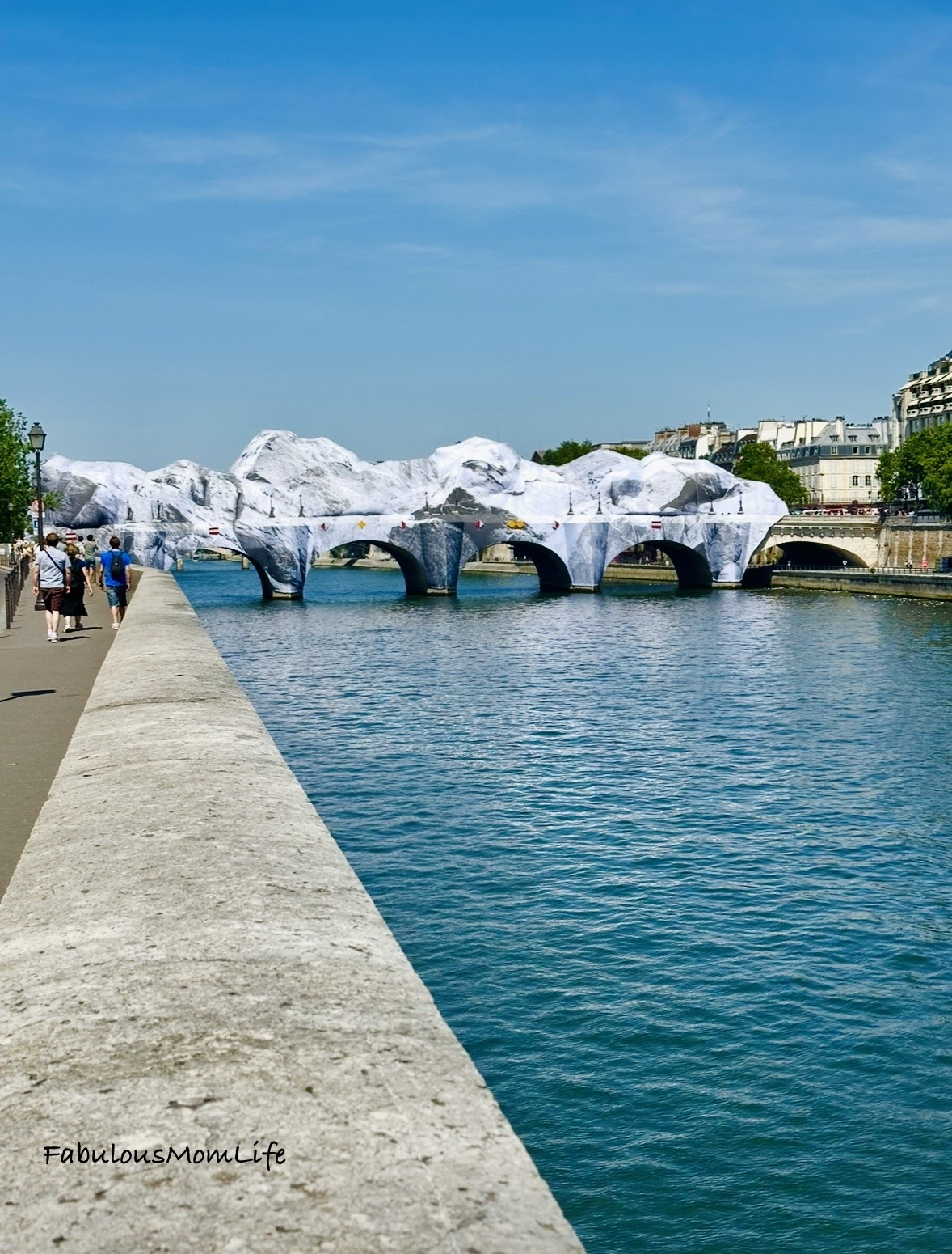 La Caverne du Pont Neuf