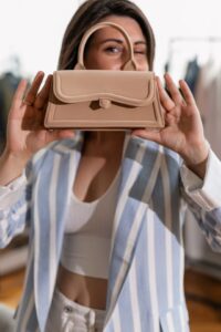 Finding Unique Bags