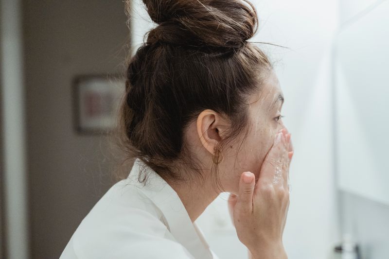 Face Wash for Moms With Sensitive and Tired Skin